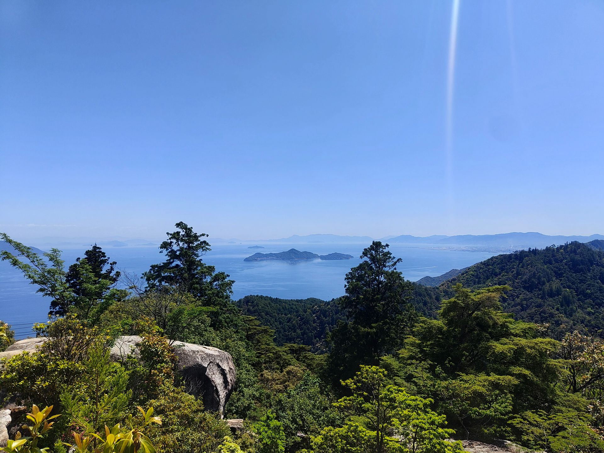 Blick auf die vielen Inseln des Seto-Inlandsees