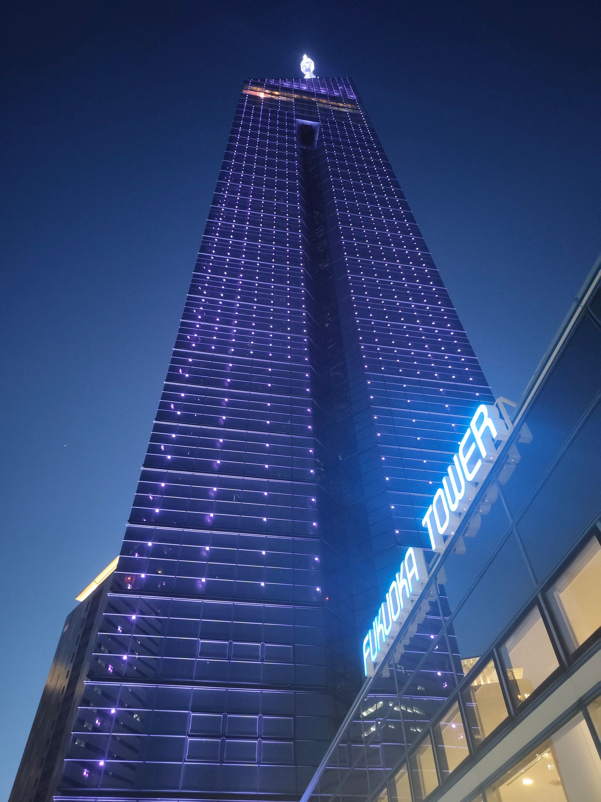 Der Tower bei Nacht